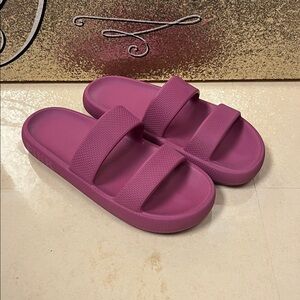 Pink Victoria's Secret Shoes Pink s Double Strap Pillow Slides, size‎ large